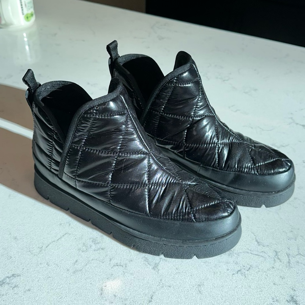 Marc Fisher Quilter Booties